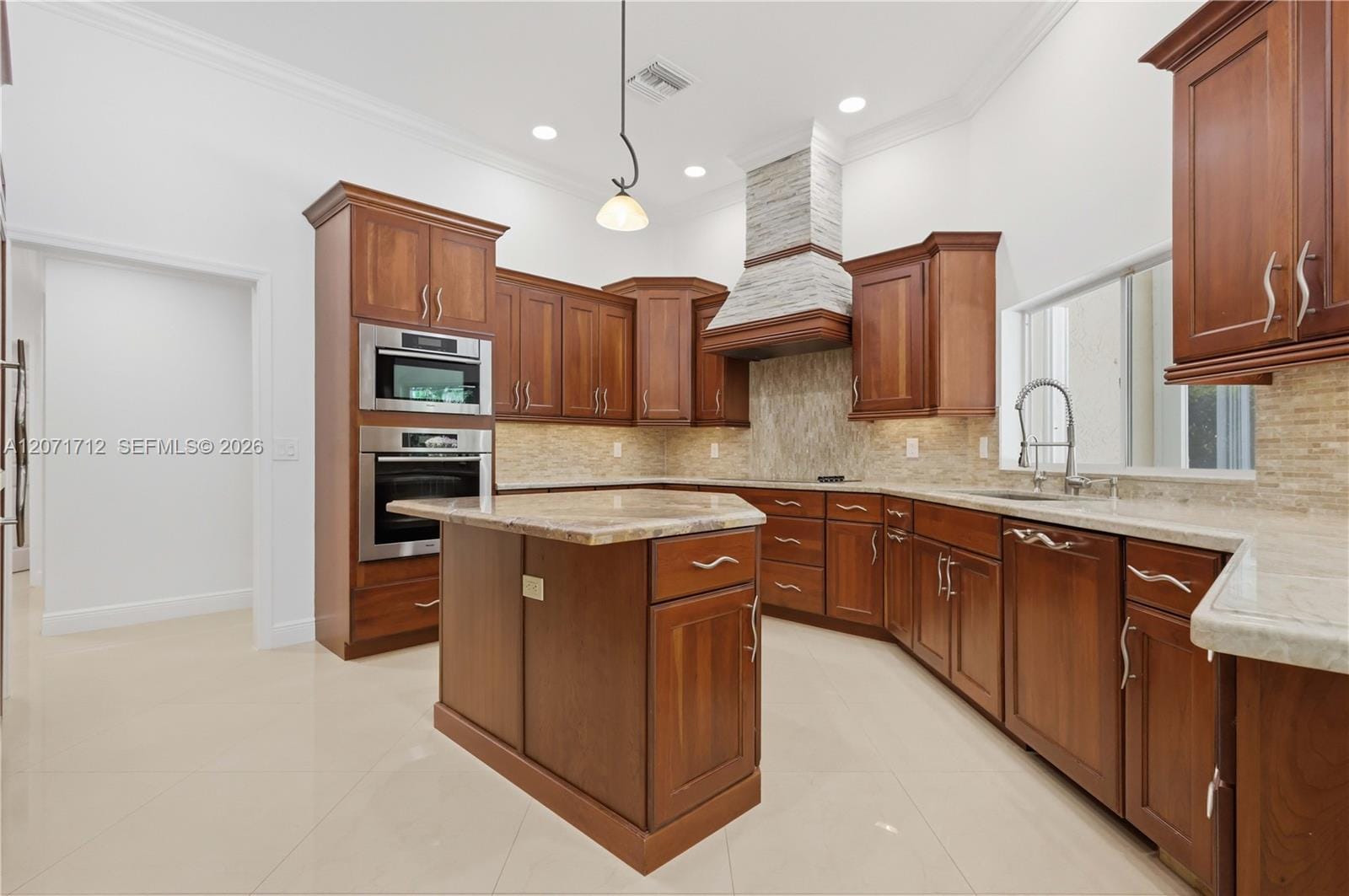 360 NE Coconut Circle, Weston, FL 33326 photo 15