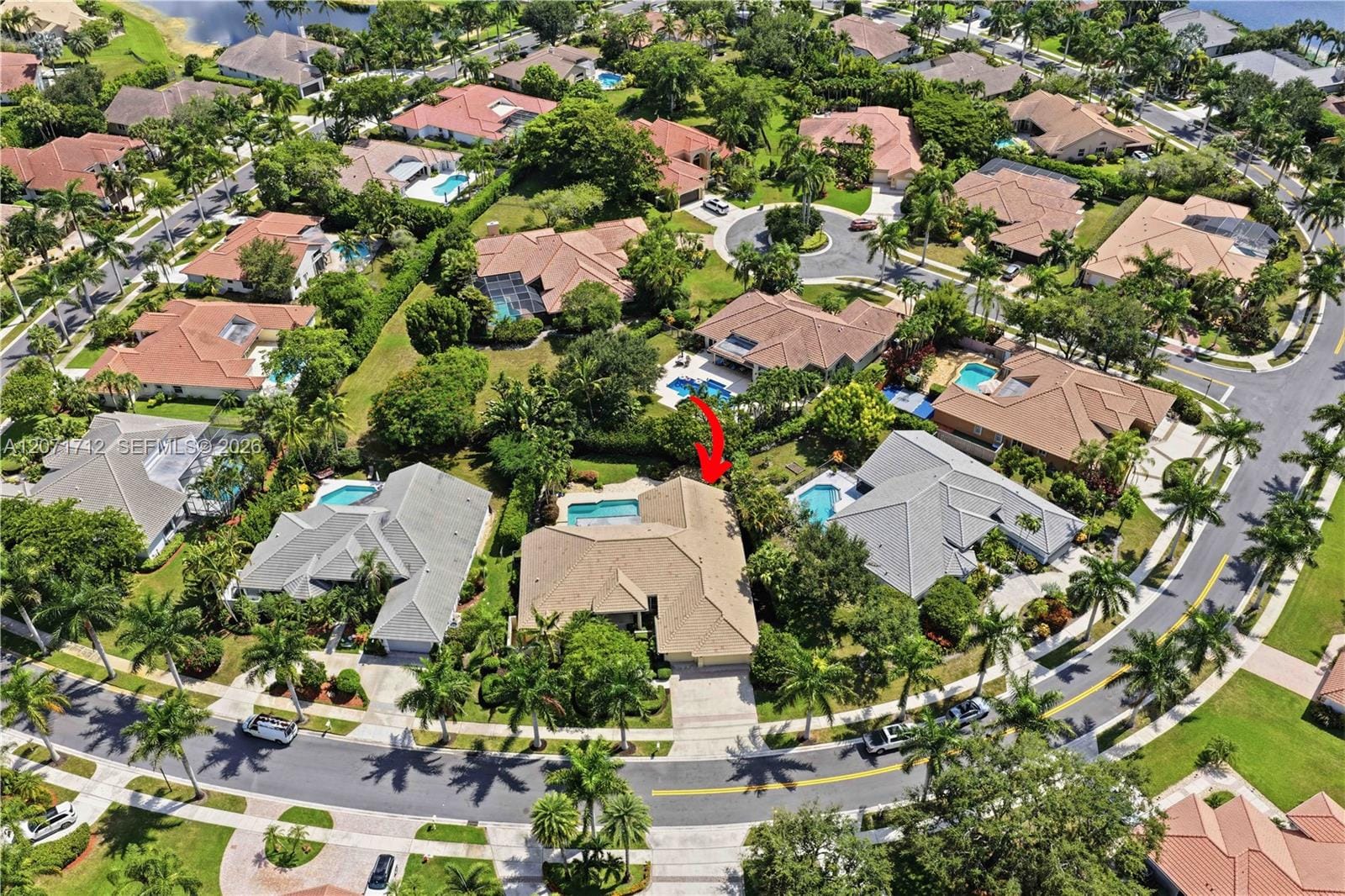 360 NE Coconut Circle — photo 7