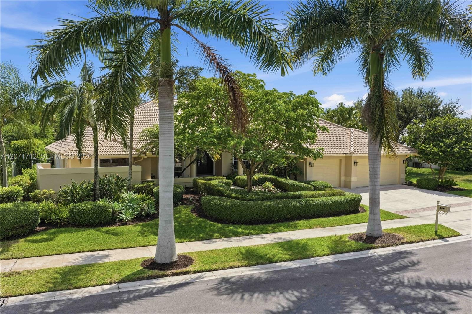 360 NE Coconut Circle, Weston, FL 33326