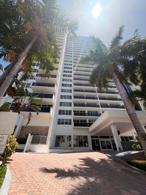 3140 S Ocean Drive 309 — photo 12