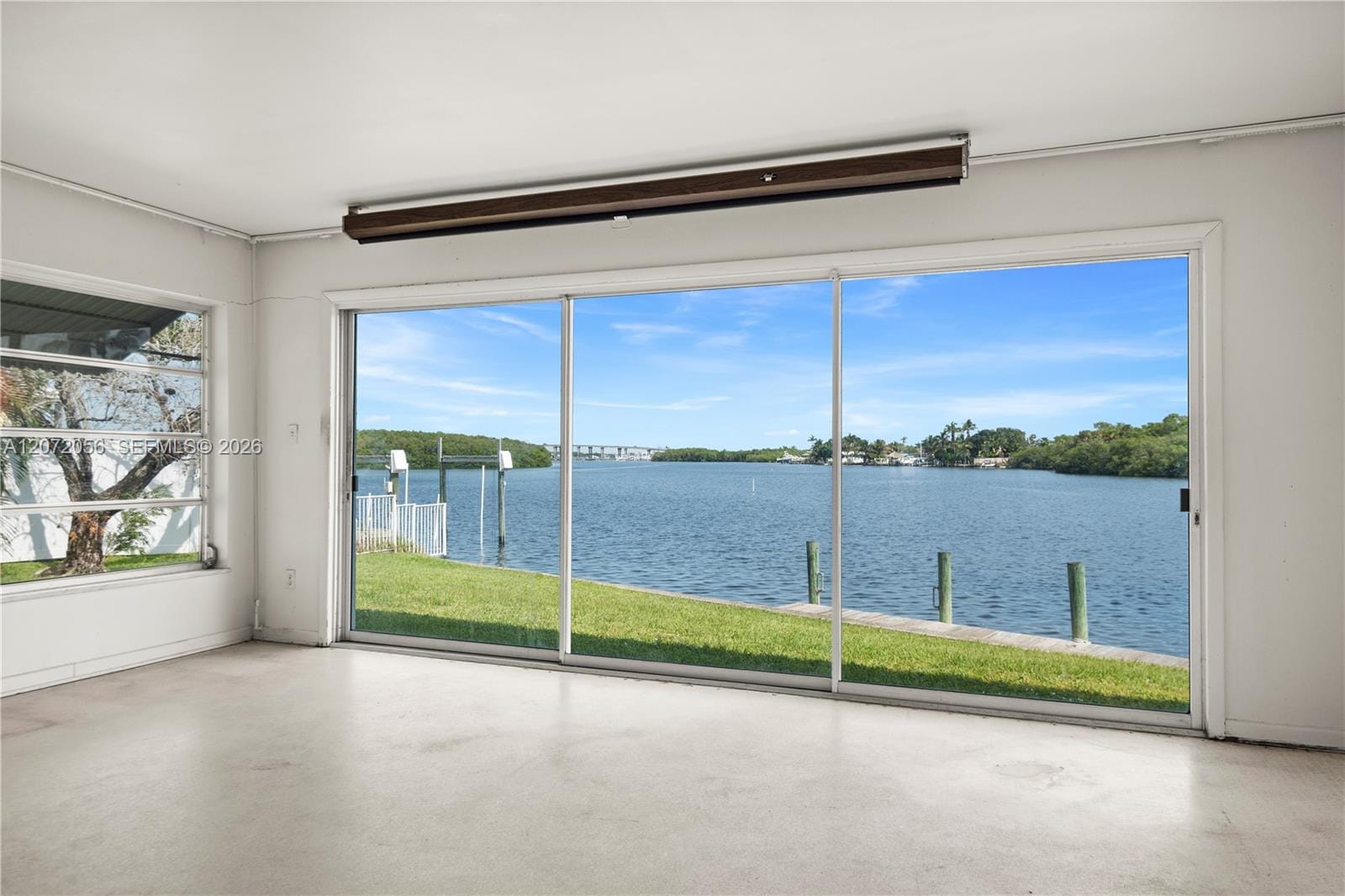 216 SW Cabana Point Circle, Stuart, FL 34994 photo 2