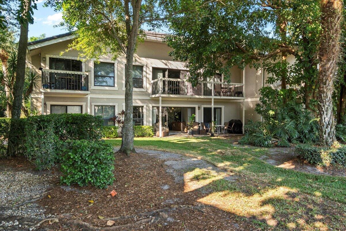 11863 Wimbledon Circle 446, Wellington, FL 33414 photo 21