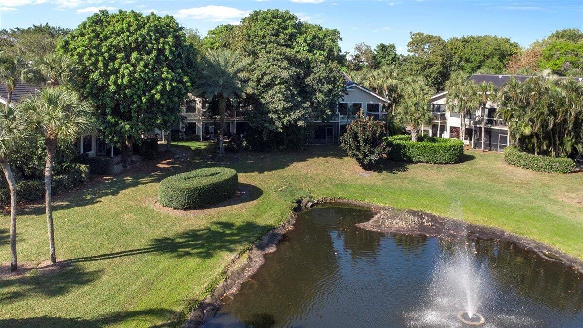 11863 Wimbledon Circle 446, Wellington, FL 33414 photo 26