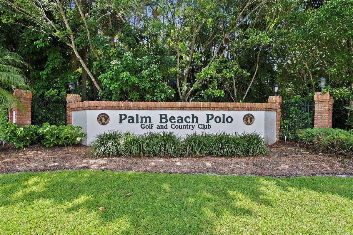 11863 Wimbledon Circle 446, Wellington, FL 33414 photo 28