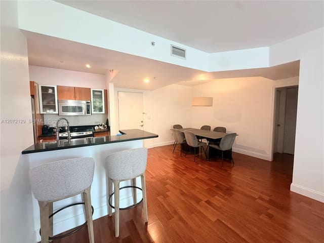 2775 NE 187th Street 313, Venture At Aventura West, Aventura, FL