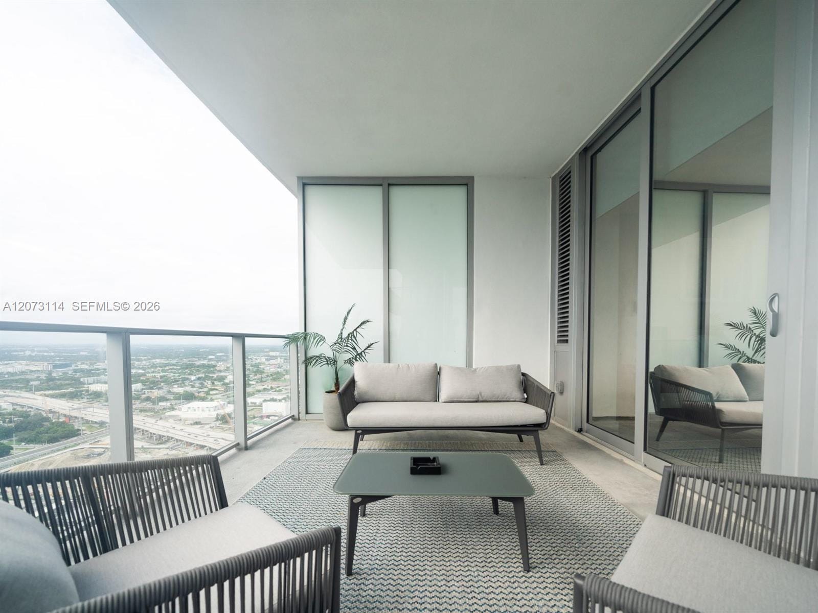 851 NE 1st Avenue 3606, Miami, FL 33132 photo 18