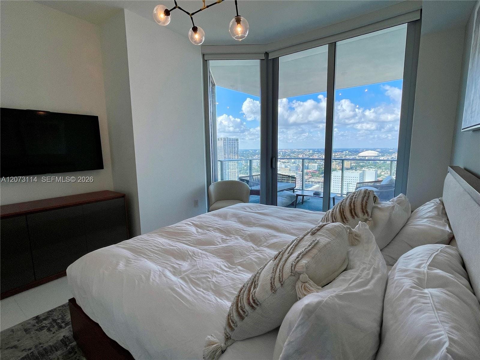 851 NE 1st Avenue 3606, Miami, FL 33132 photo 10