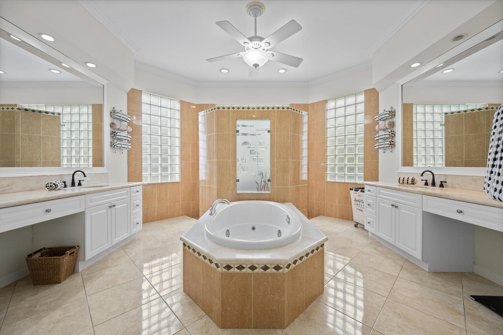 893 FOREST GLEN Lane, Wellington, FL 33414 photo 22
