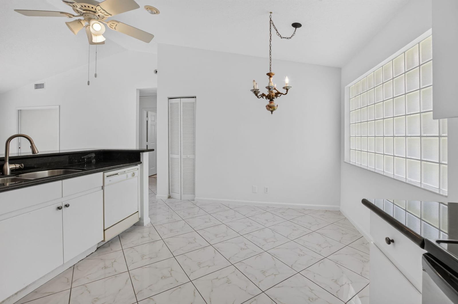 12663 CORAL LAKES Drive, Boynton Beach, FL 33437 photo 28