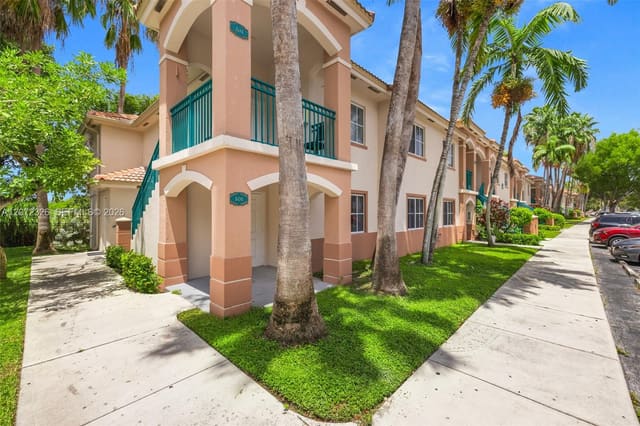 2930 SE 12th Road 101-31, Venetia Gardens South Con, Homestead, FL