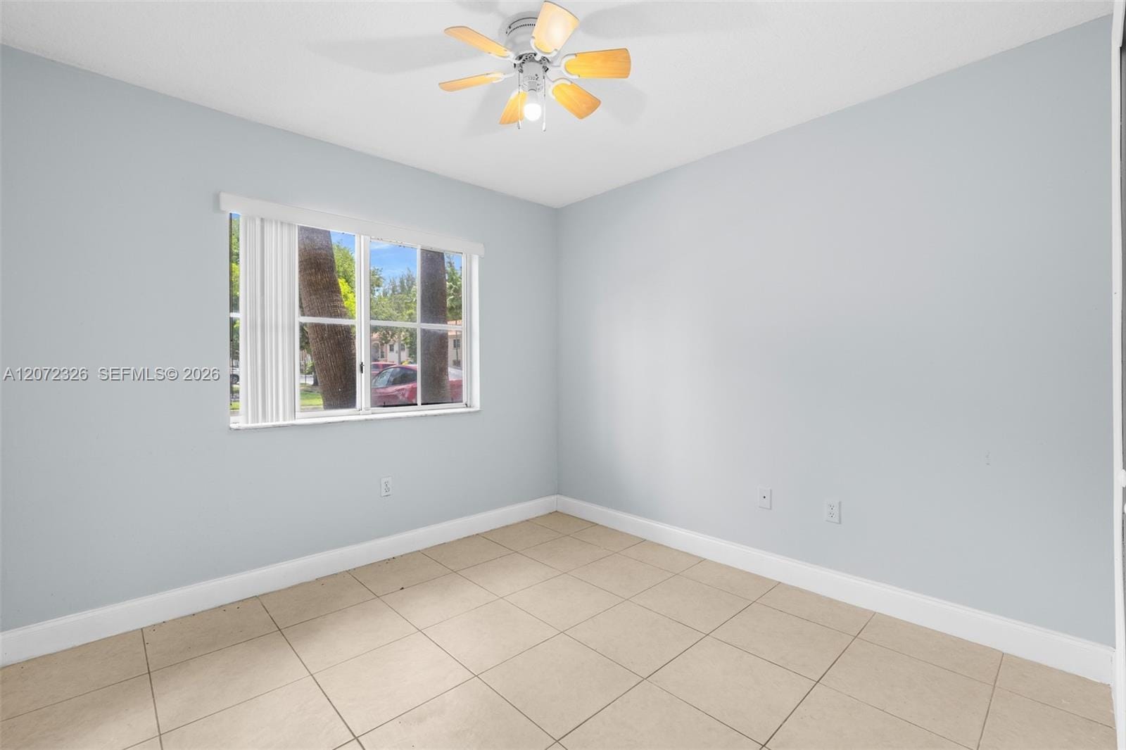 2930 SE 12th Road 101-31 — photo 7