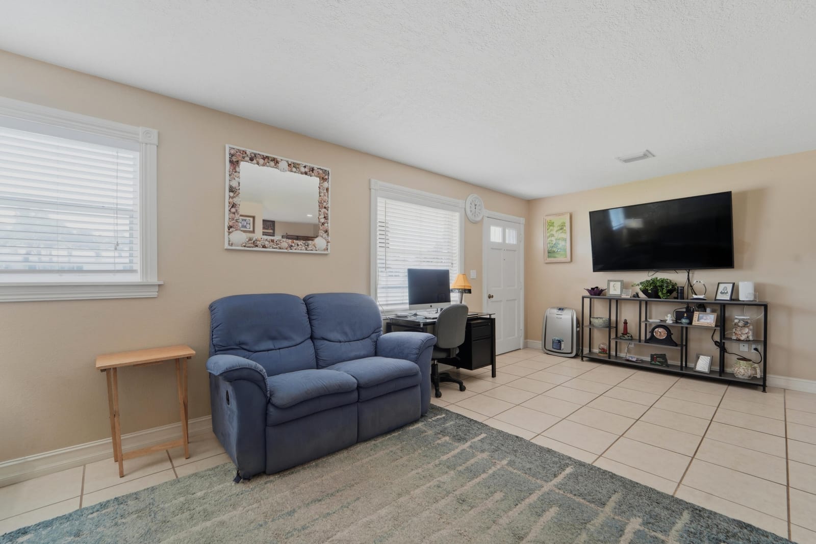 225 RIVER TERRACE Drive — photo 3
