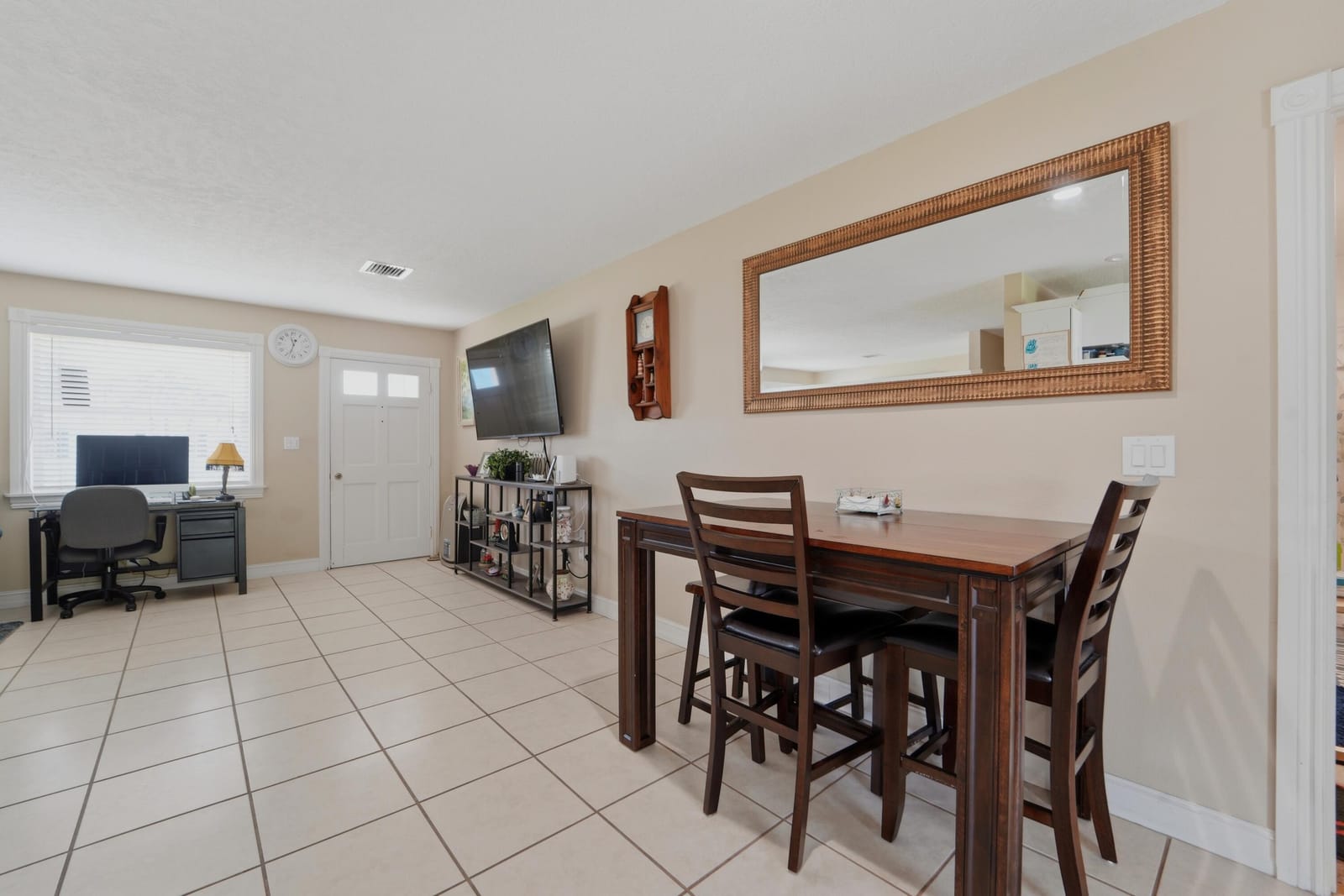 225 RIVER TERRACE Drive — photo 4