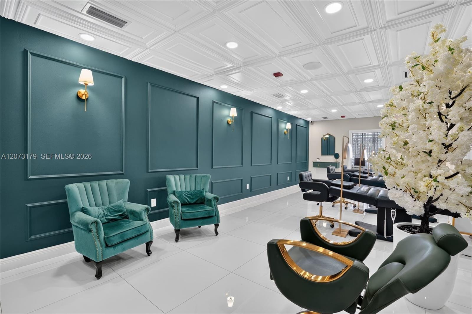 Turnkey Permanent Makeup Turnkey Permanent Makeup & Beauty Studio For Sale — photo 12