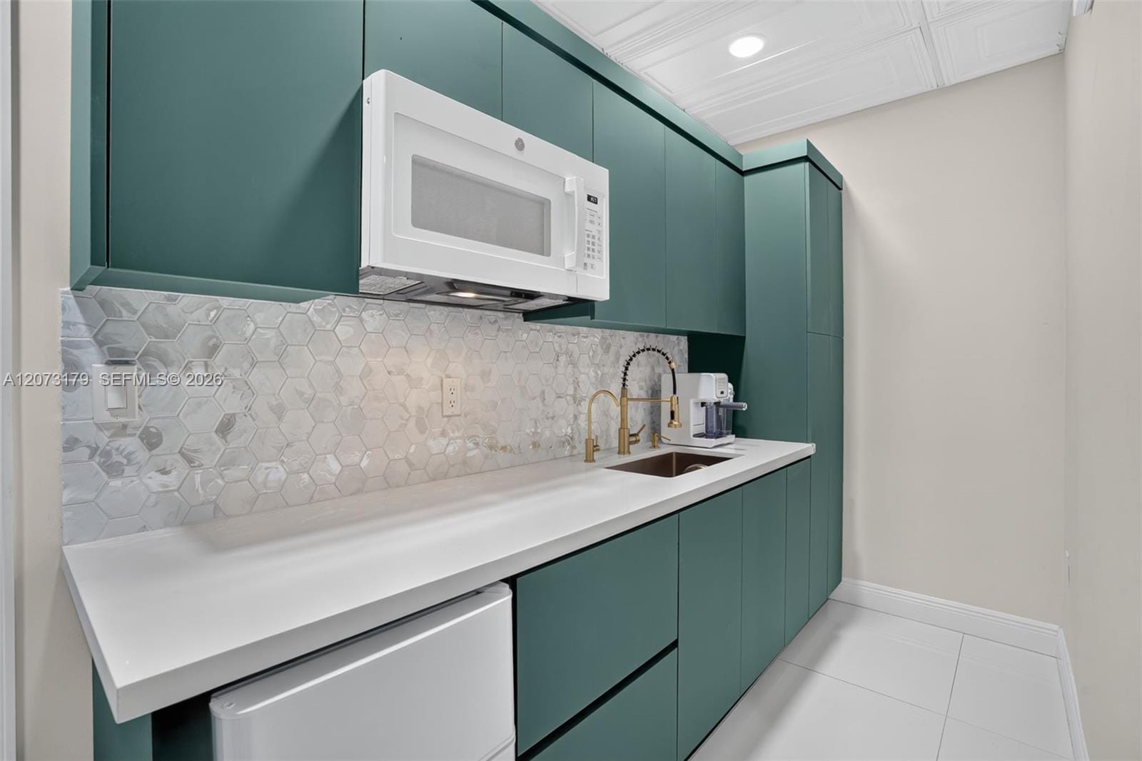 Turnkey Permanent Makeup Turnkey Permanent Makeup & Beauty Studio For Sale, Miami, FL 33165 photo 16