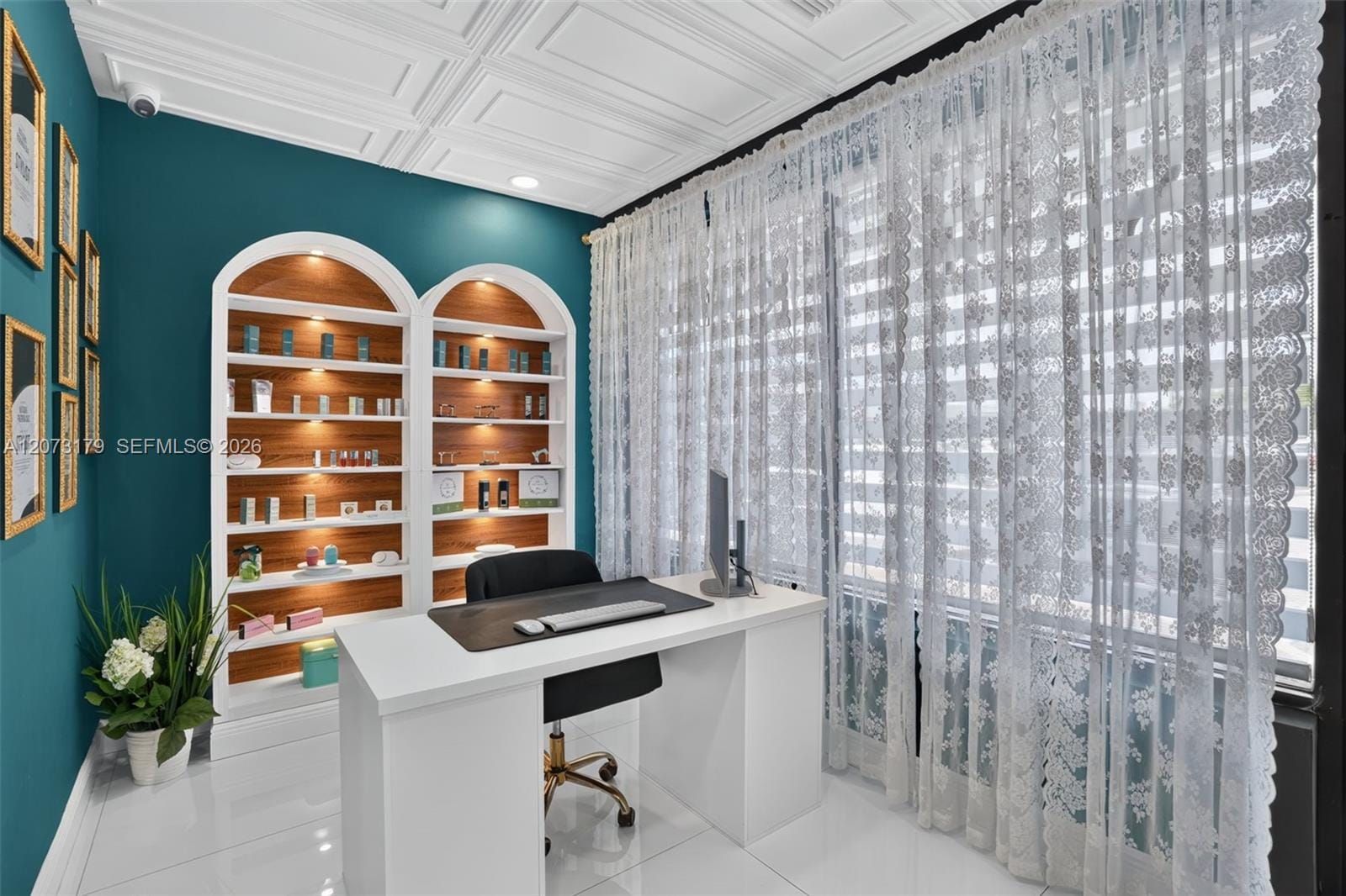 Turnkey Permanent Makeup Turnkey Permanent Makeup & Beauty Studio For Sale — photo 3