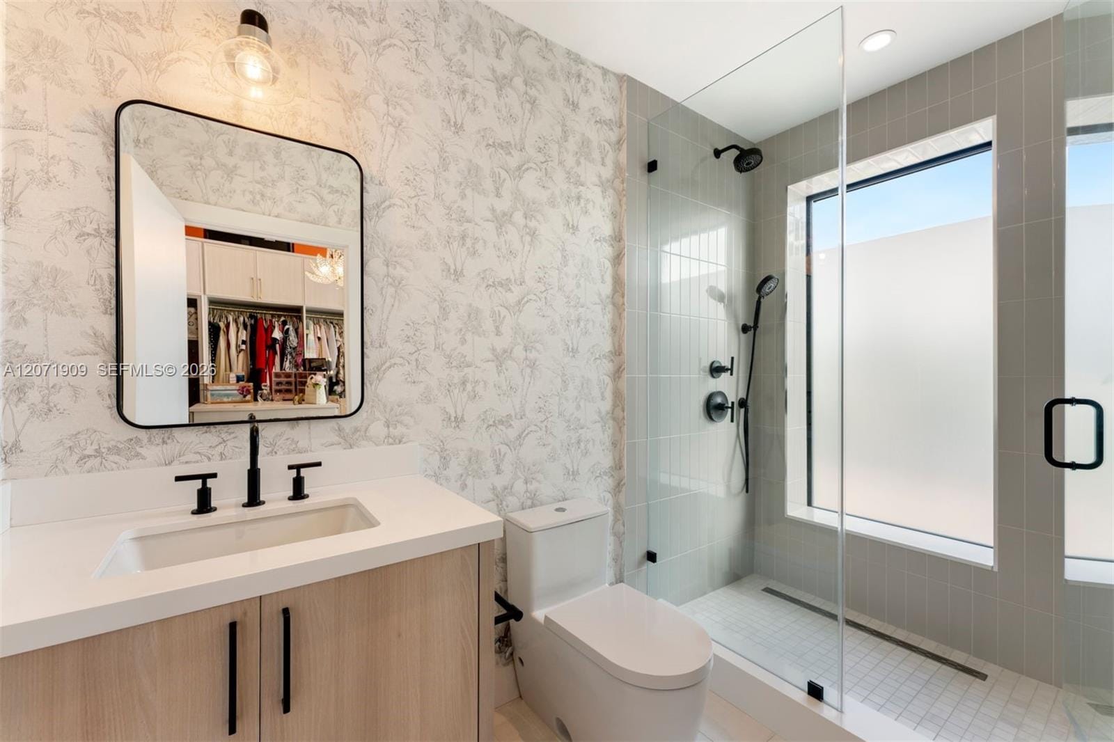 795 Lakeview Drive, Miami Beach, FL 33140 photo 25