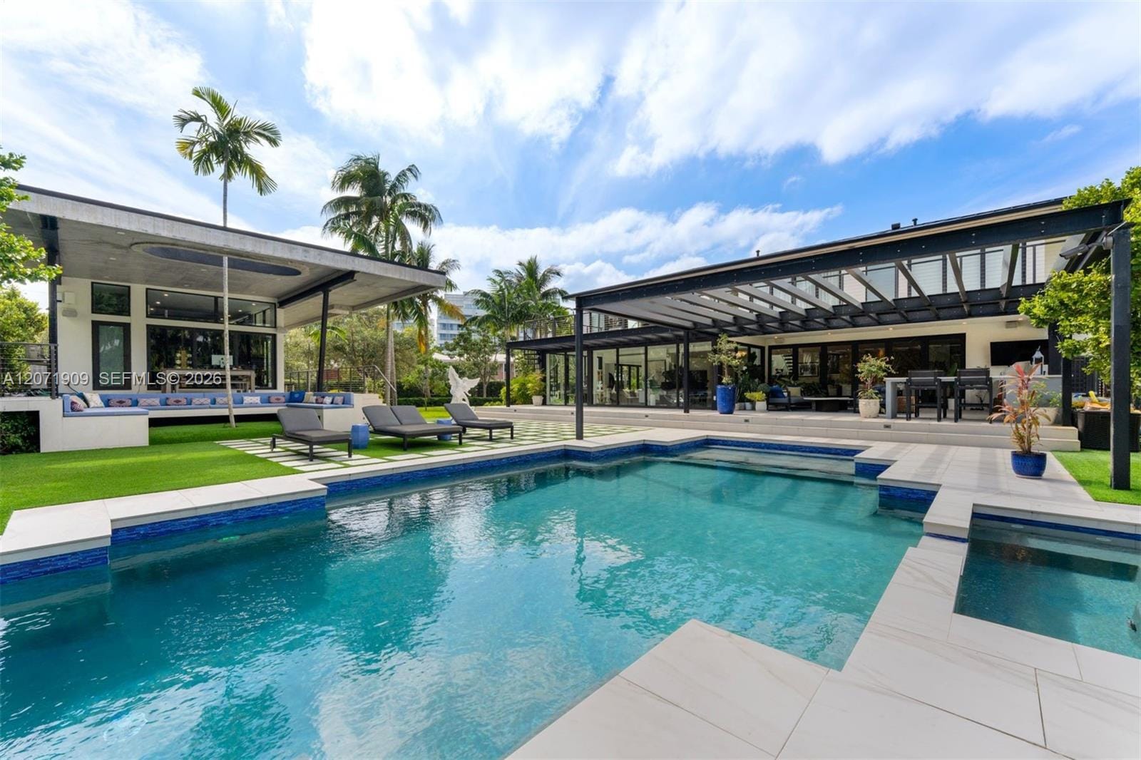 795 Lakeview Drive, Miami Beach, FL 33140 photo 30
