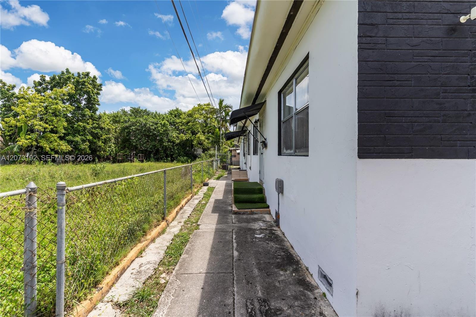 2180 NW 30th Street, Miami, FL 33142 photo 19