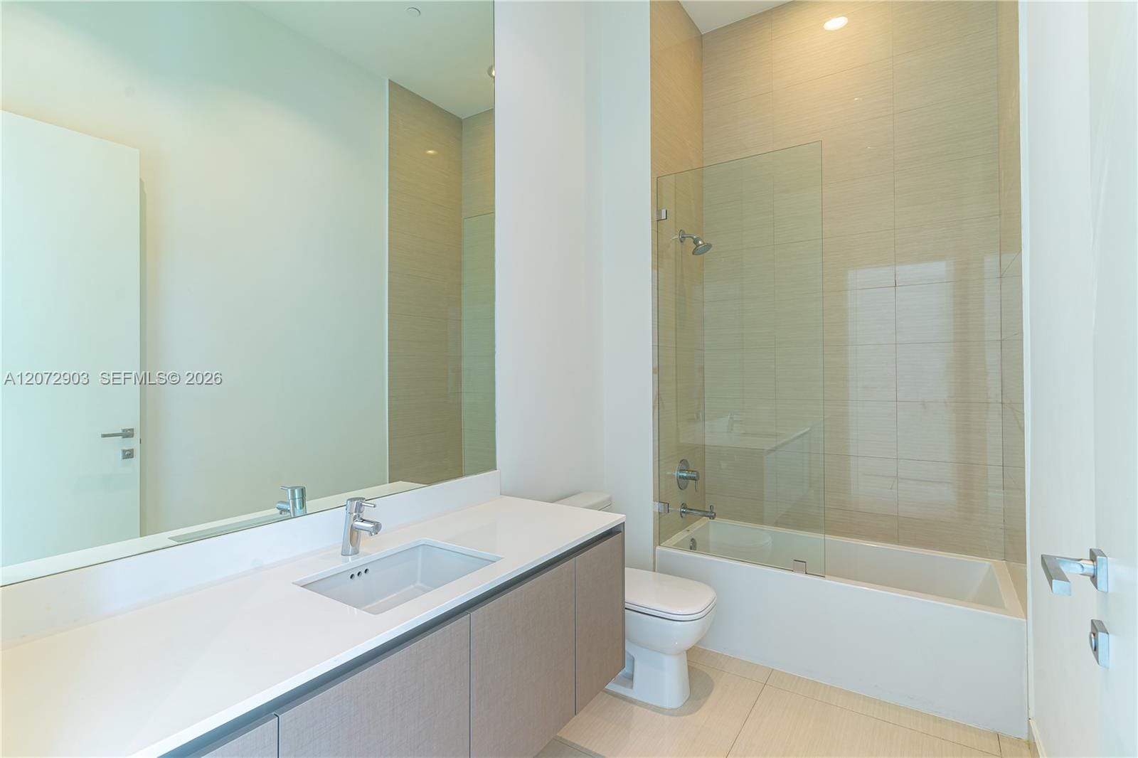 3250 NE 188th Street 101, Aventura, FL 33180 photo 24