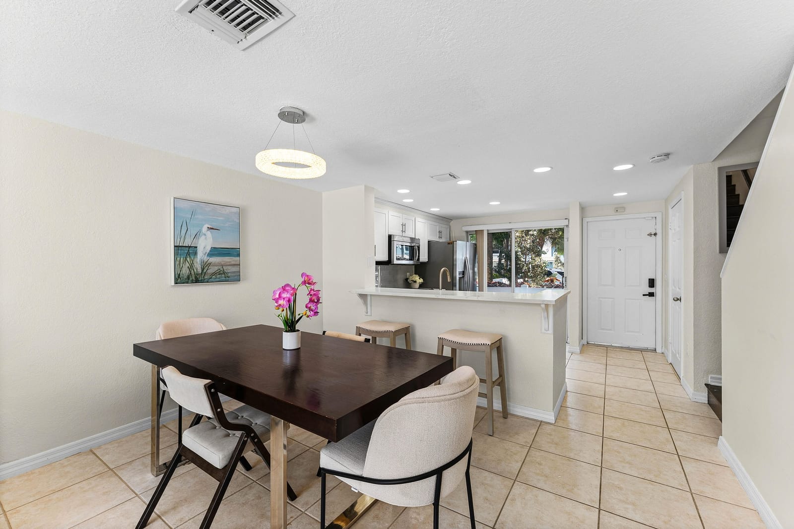 968 Jeffery Street — photo 11