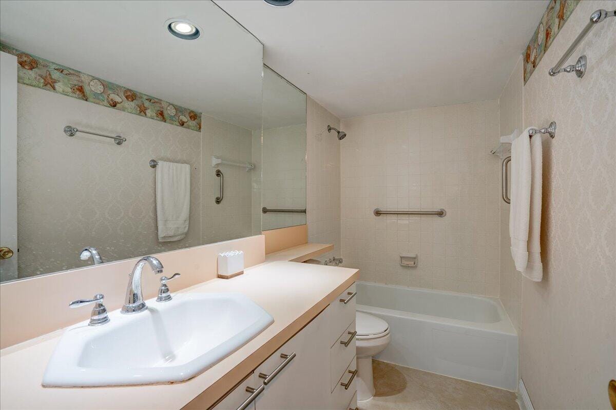 3450 S Ocean Boulevard 806, Palm Beach, FL 33480 photo 18