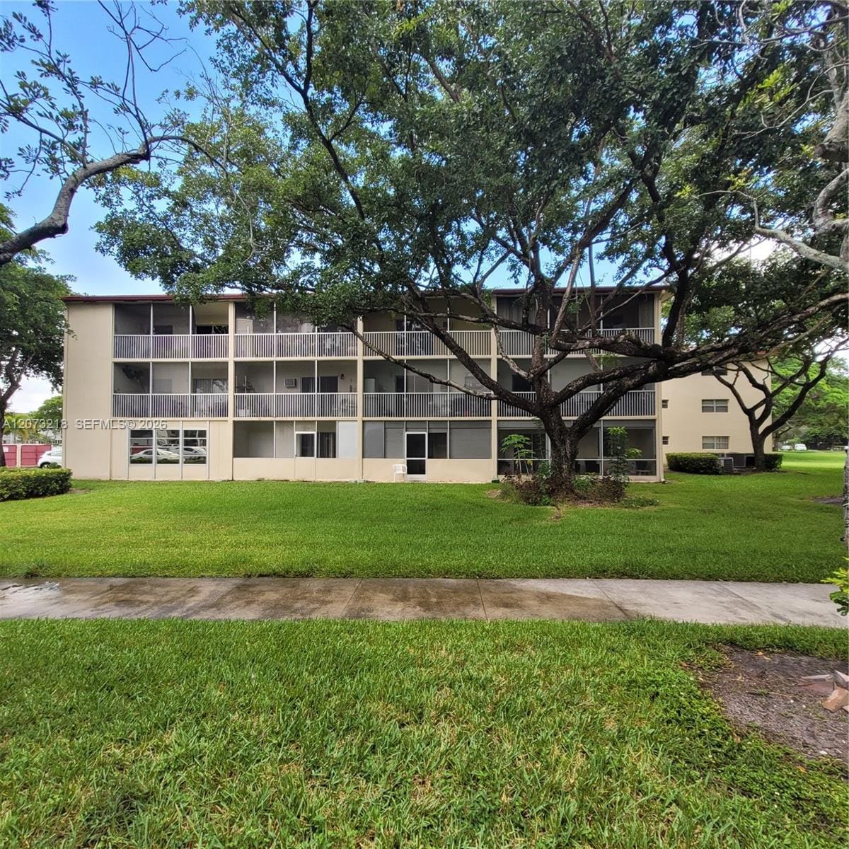 151 SW 134th Way 212N, Pembroke Pines, FL 33027 photo 1