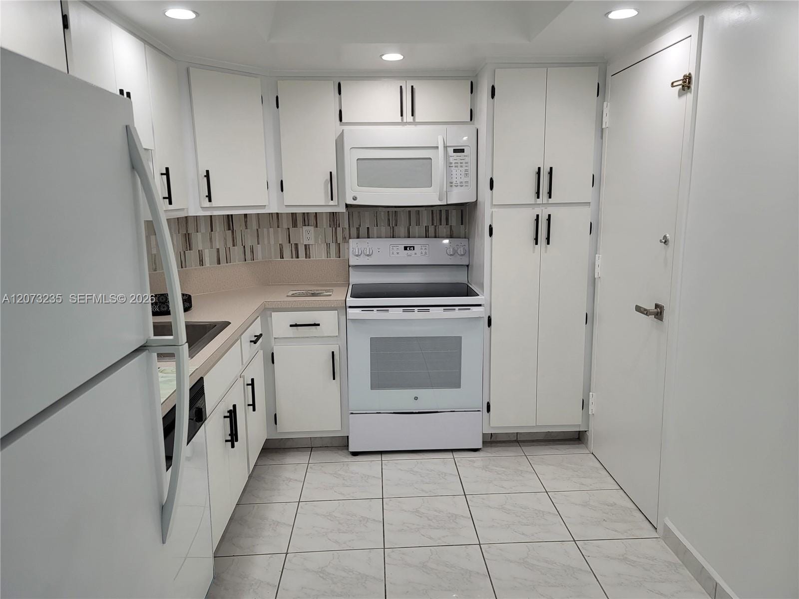 300 Bayview Drive 603 — photo 5