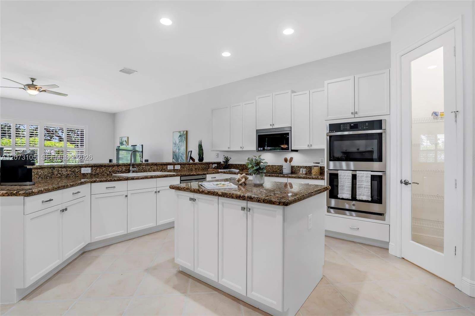 15190 SW 34th Street — photo 3