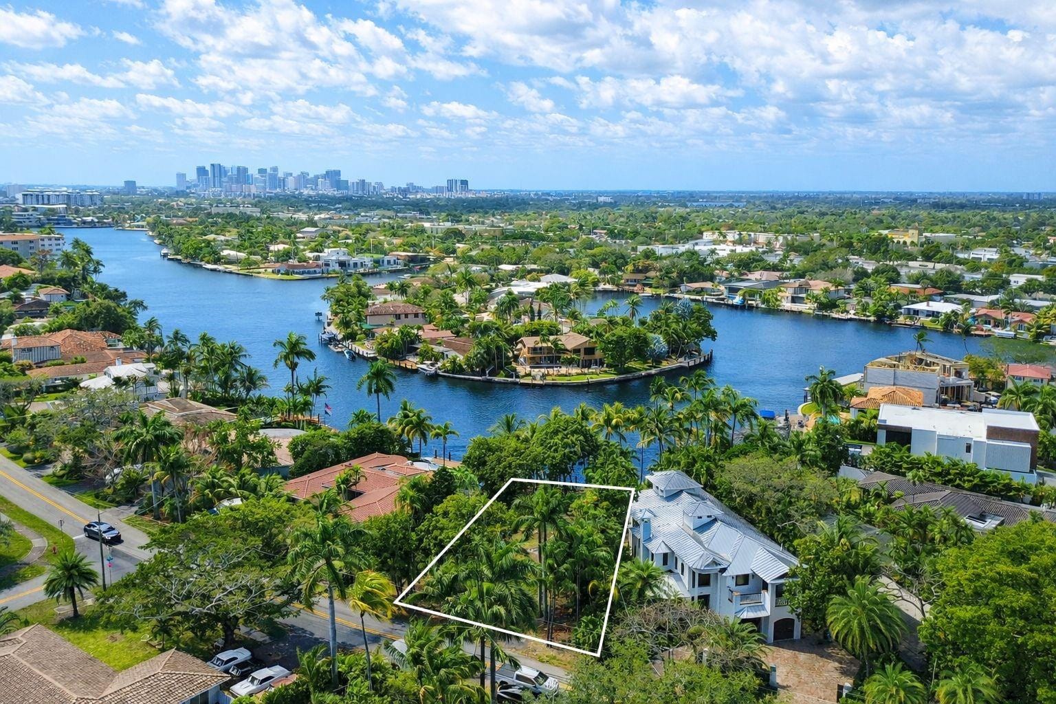 2405 MIDDLE RIVER Drive, Fort Lauderdale, FL 33305