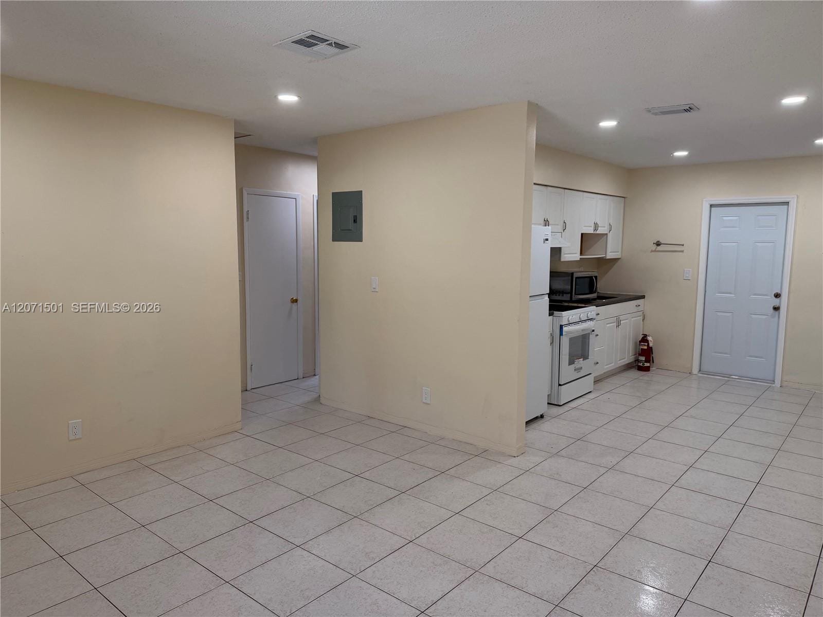 6050 SW 34th Street 1 — photo 3