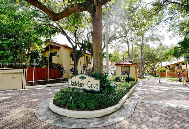 10196 SW 77th Court 10196, Miami, FL 33156