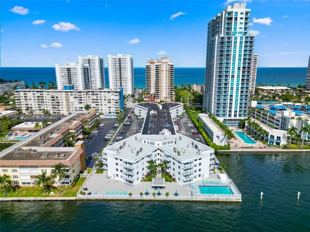 1913 S Ocean Drive 208A, Hallandale Beach, FL 33009