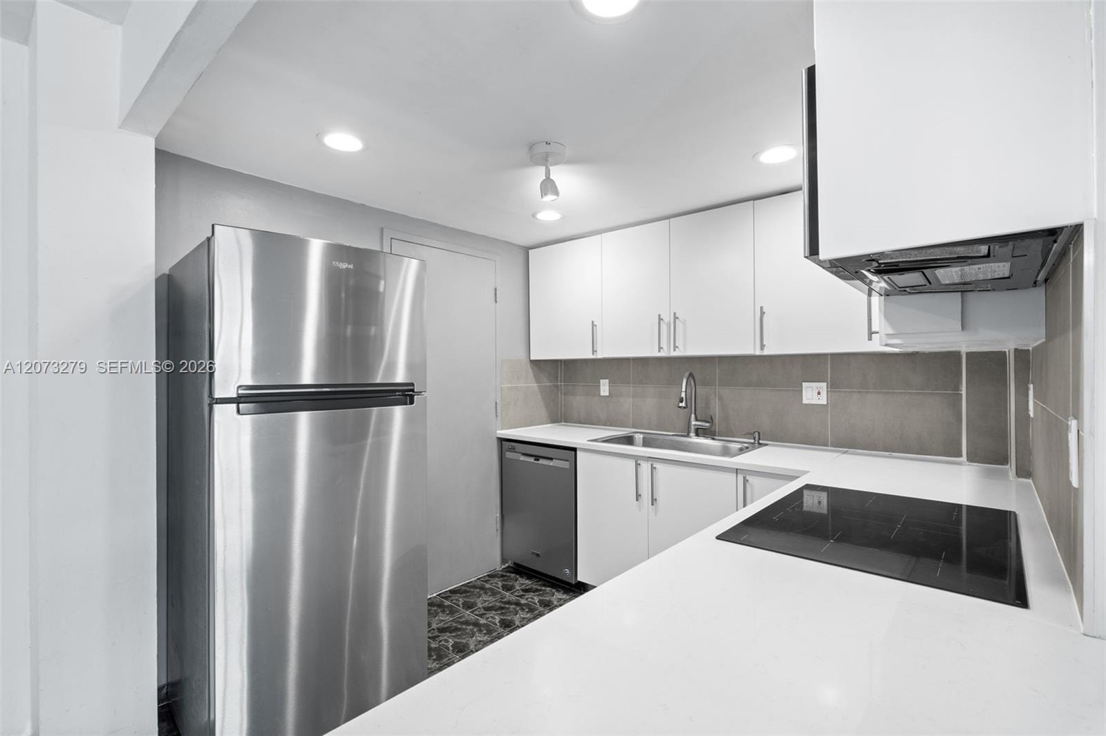 1913 S Ocean Drive 208A, Hallandale Beach, FL 33009 photo 4