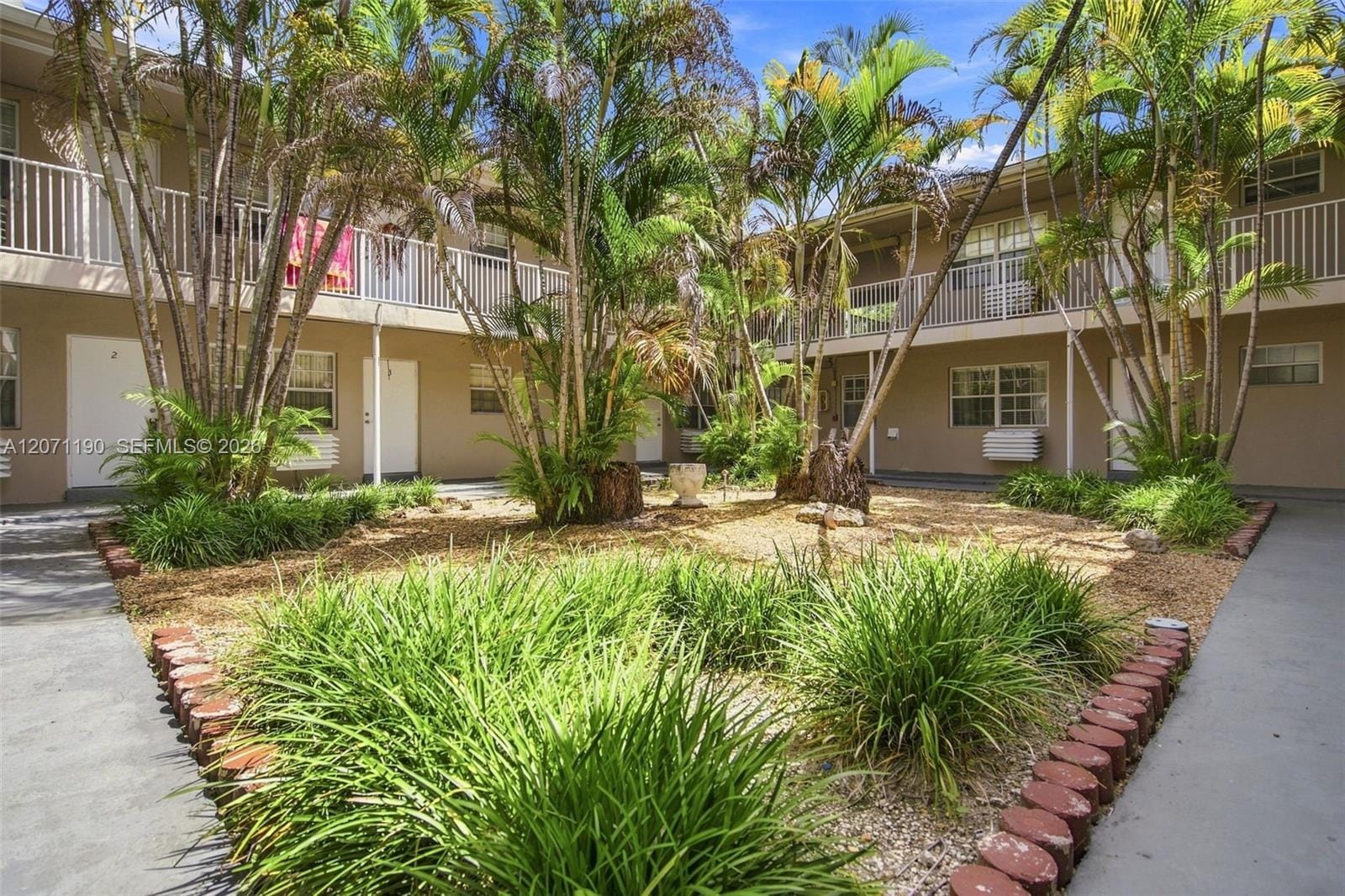 6511 Santona Street C6, Coral Gables, FL 33146