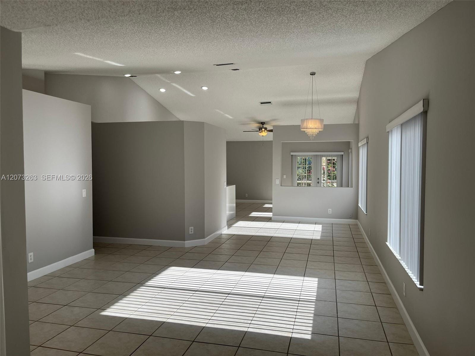 1542 Presidio Drive 1542