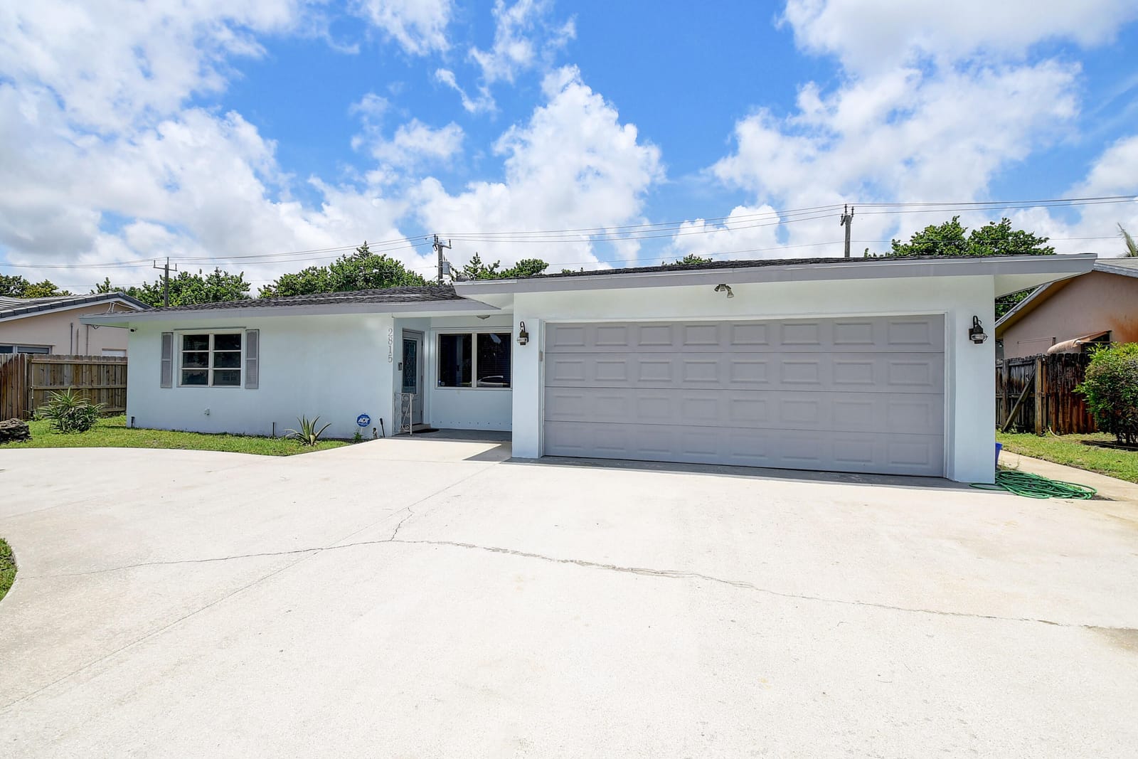 2815 SW 9th Street — photo 3