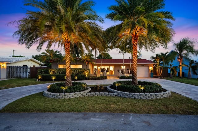 2010 NE 31ST Street, Lighthouse Point, FL 33064