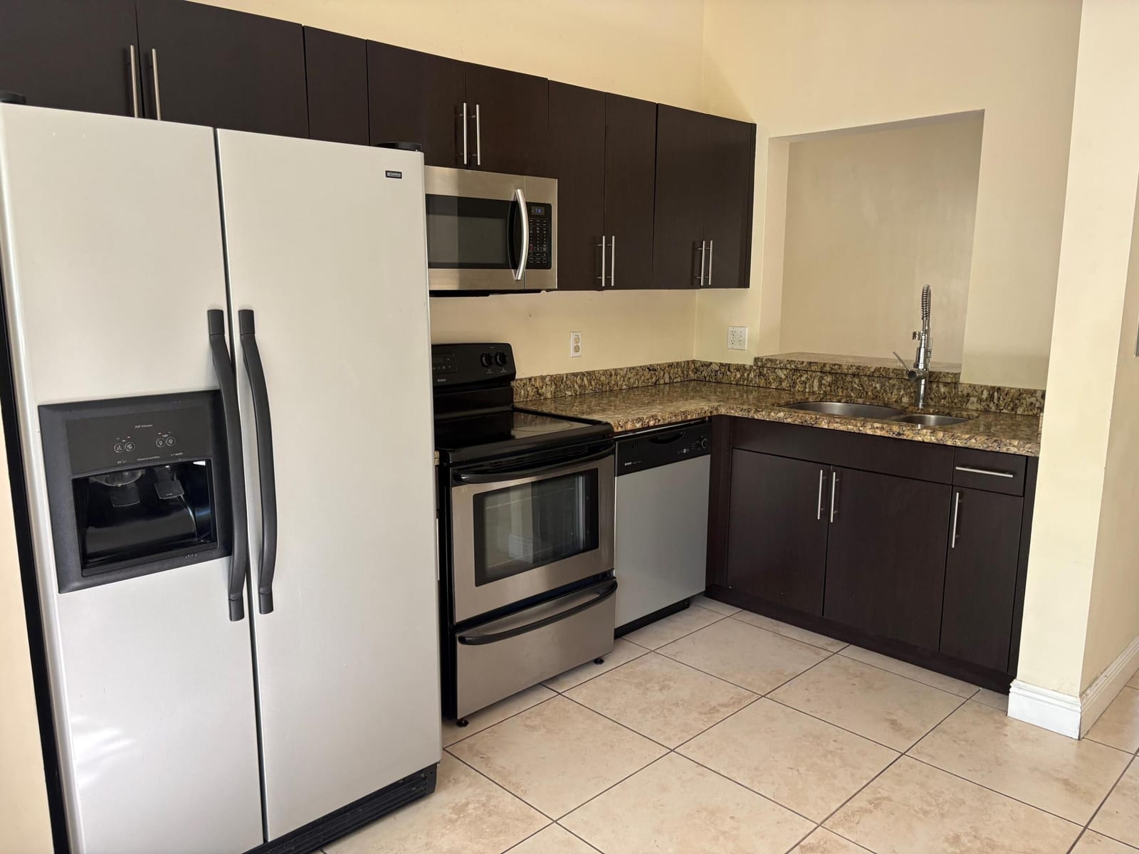 6235 SW 47TH Manor 202, Davie, FL 33314 photo 2