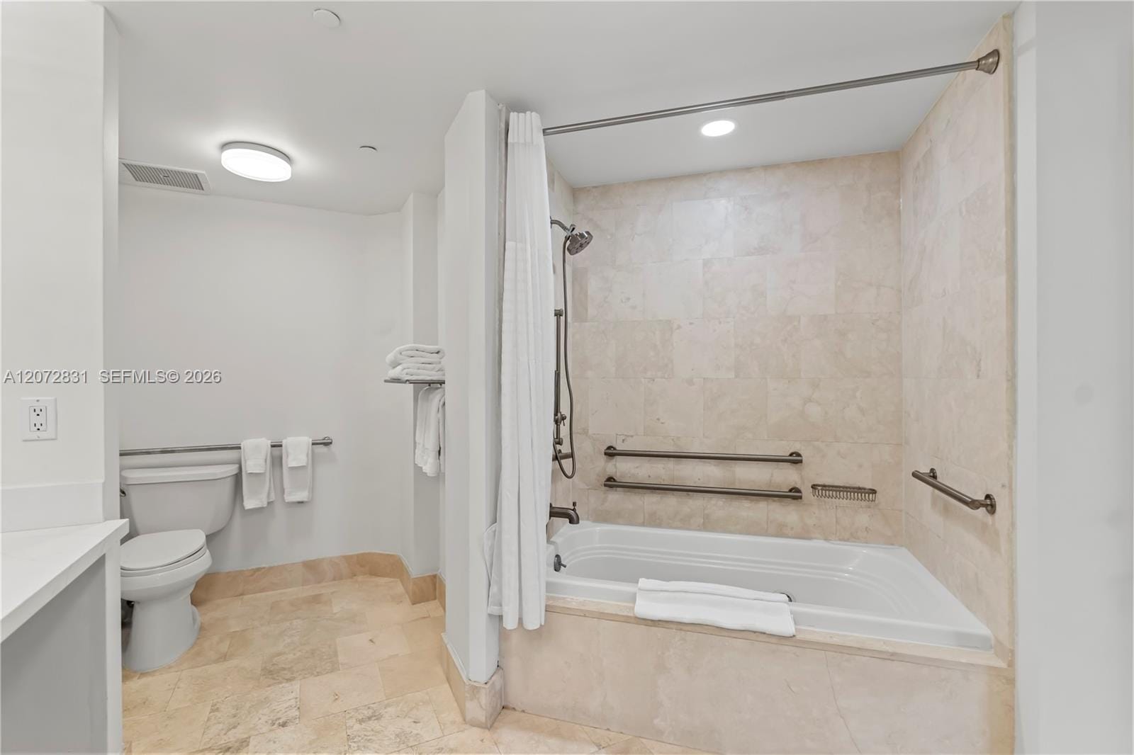 4401 Collins Avenue 915, Miami Beach, FL 33140 photo 22