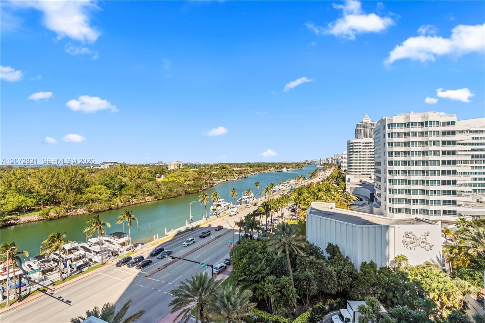 4401 Collins Avenue 915 — photo 5