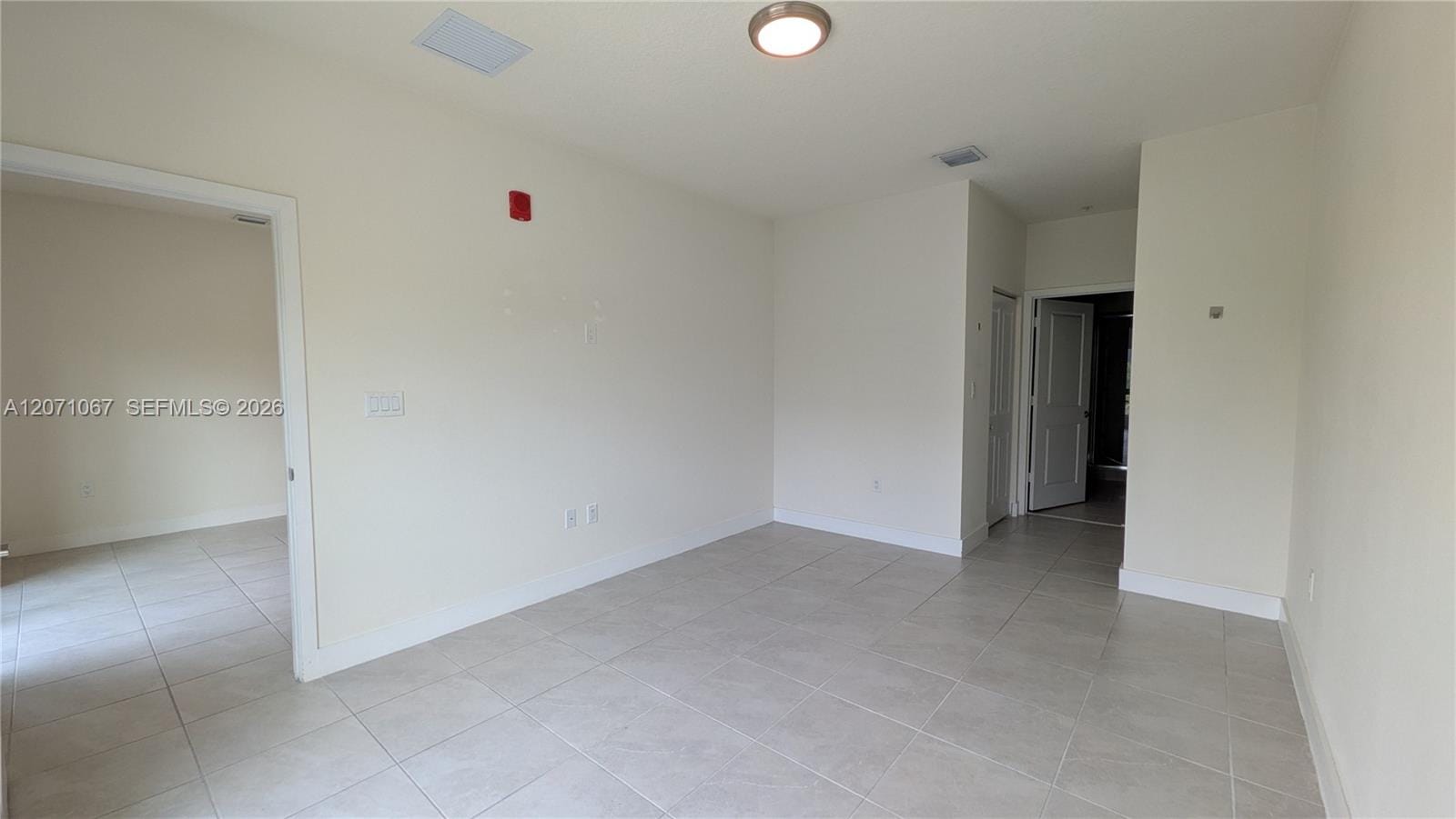 8001 NW 41st Street F-204, Doral, FL 33166 photo 6