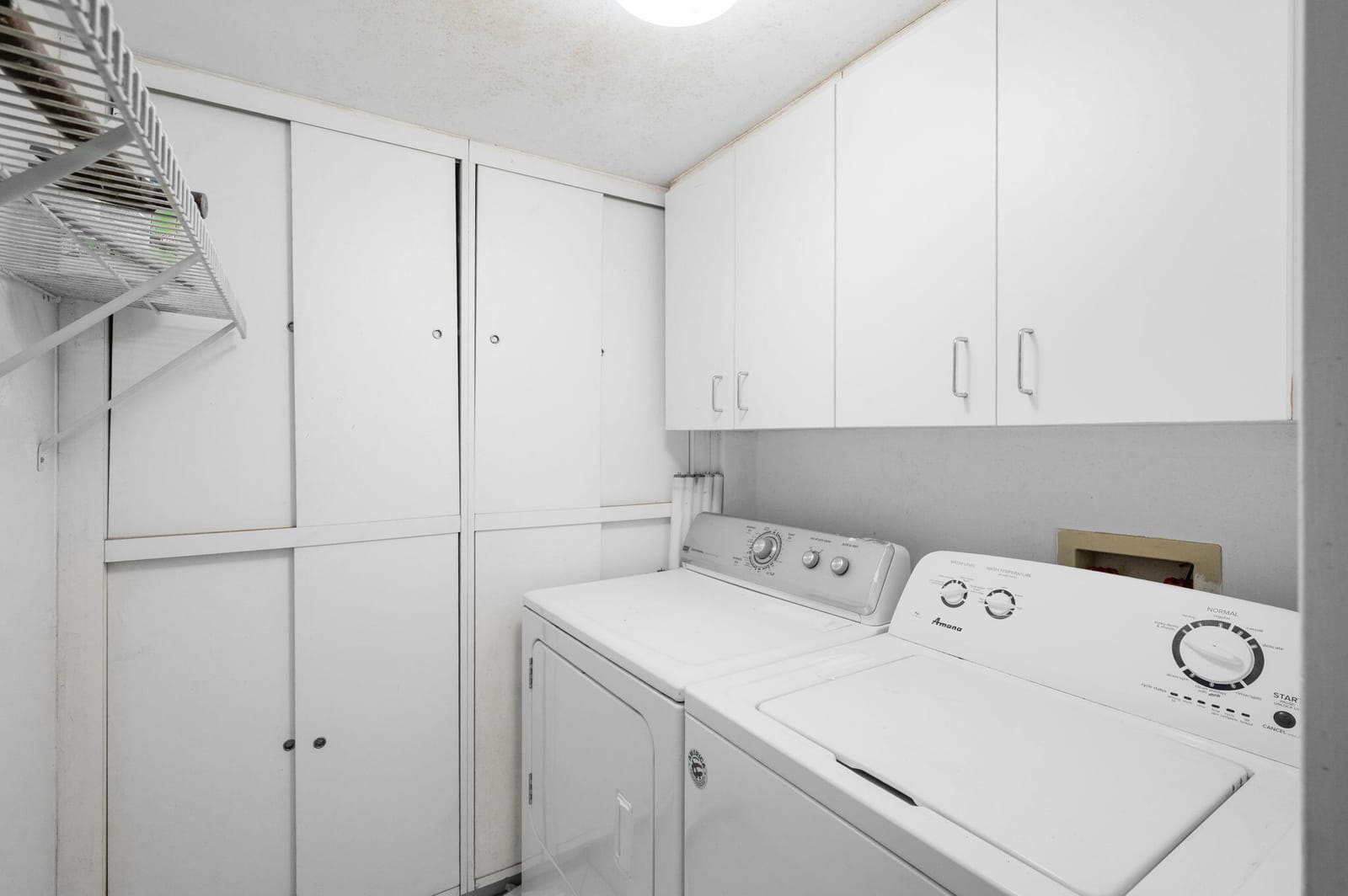 10837 W CLAIRMONT Circle 208 — photo 11