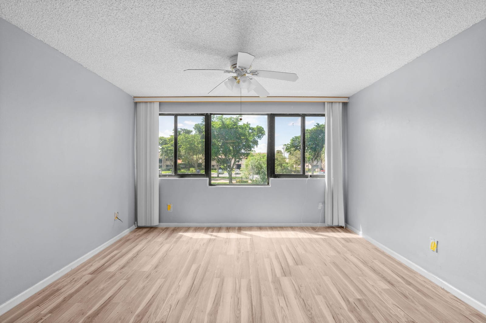 10837 W CLAIRMONT Circle 208, Tamarac, FL 33321 photo 14