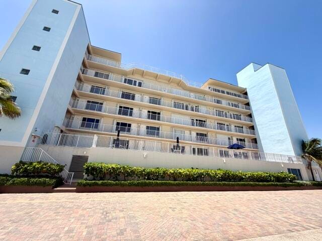 300 OREGON Street 408, Hollywood, FL 33019 photo 1