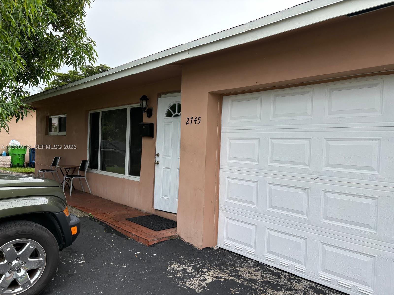 2745 NW 69th Avenue, Sunrise, FL 33313 photo 2