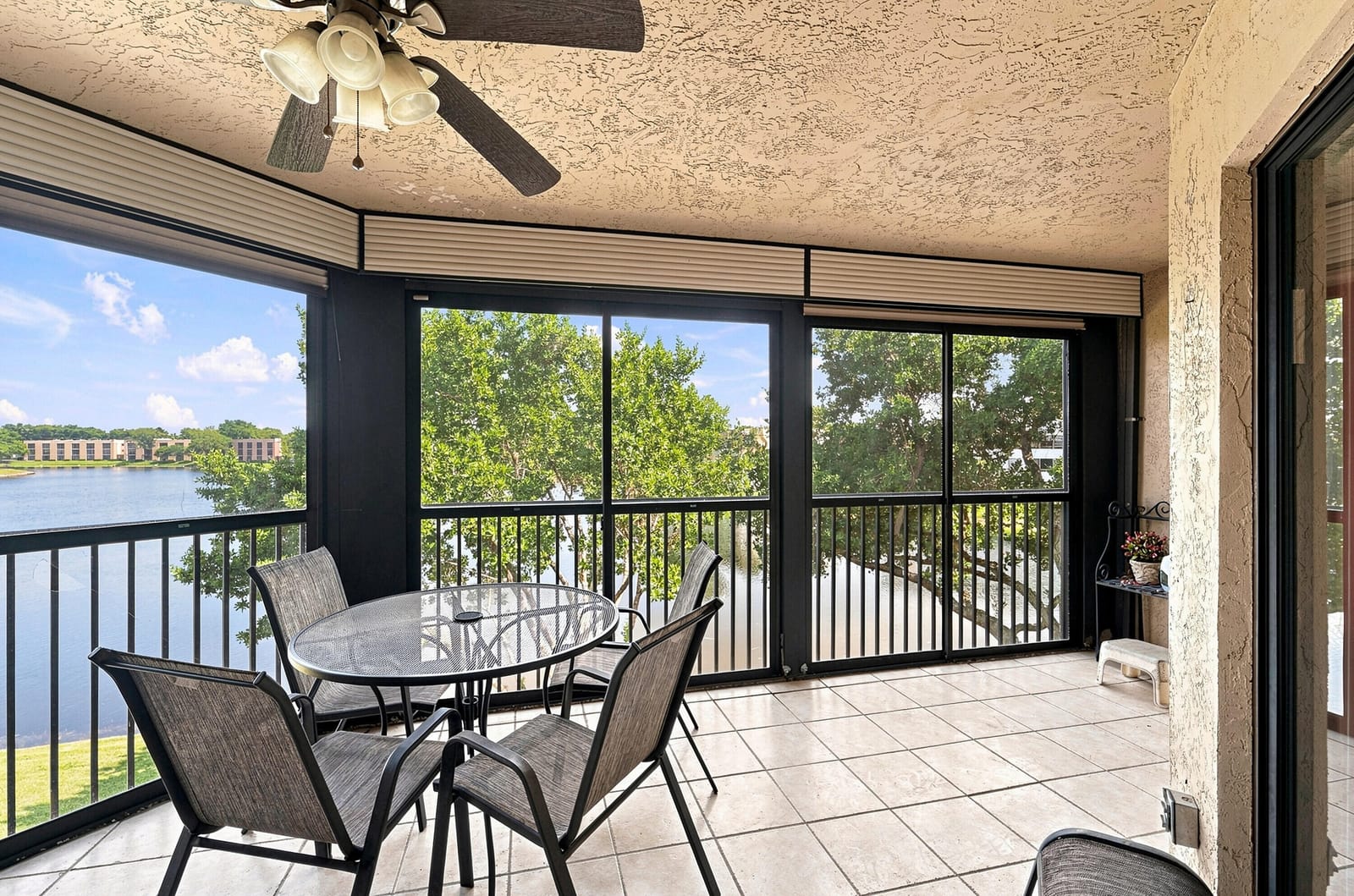 7254 FAIRFAX Drive 304, Tamarac, FL 33321