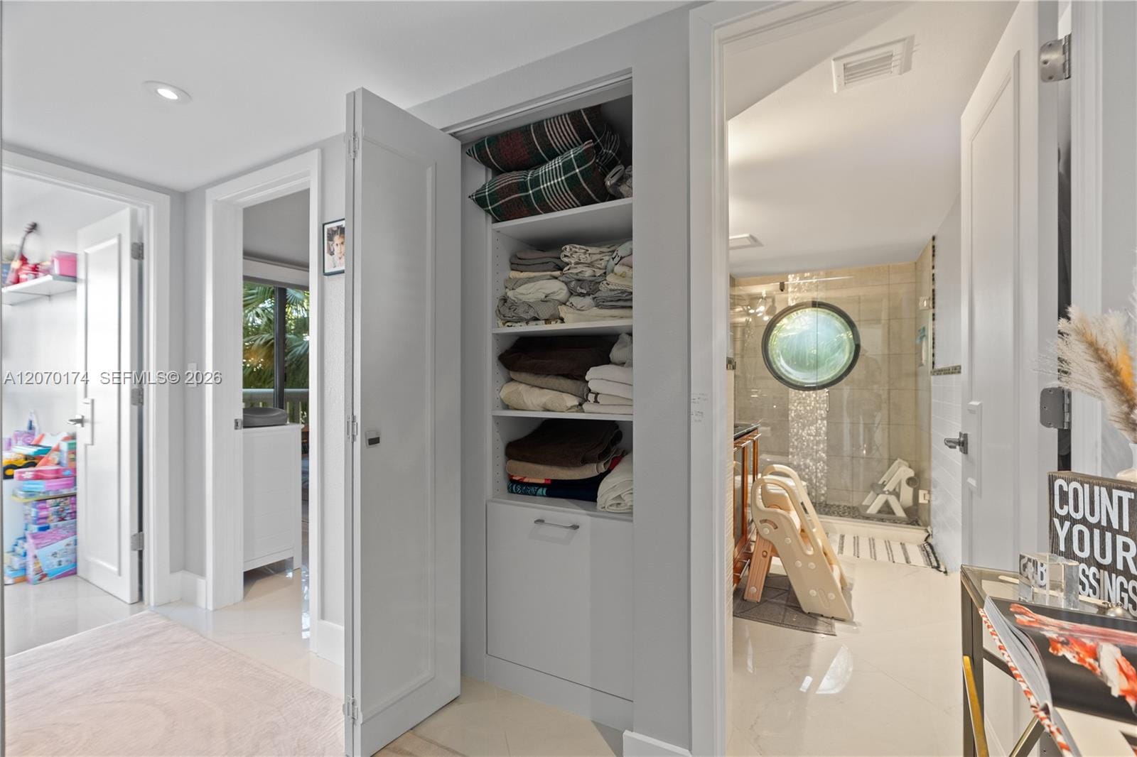 1000 W Island Boulevard 202, Aventura, FL 33160 photo 16