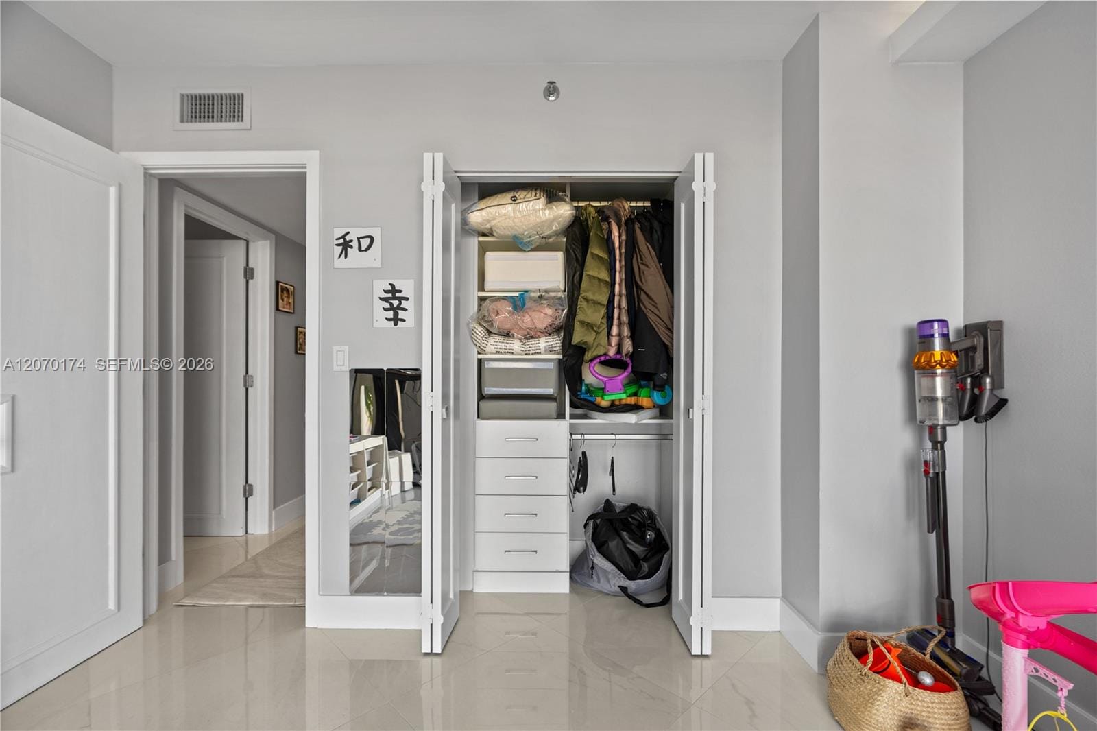1000 W Island Boulevard 202, Aventura, FL 33160 photo 22