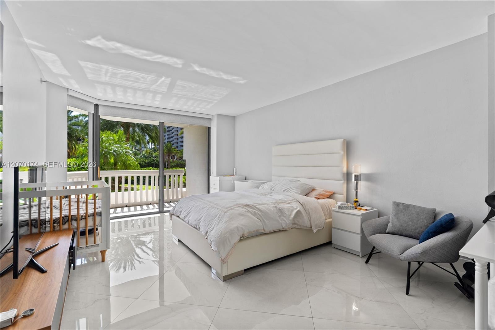 1000 W Island Boulevard 202, Aventura, FL 33160 photo 26